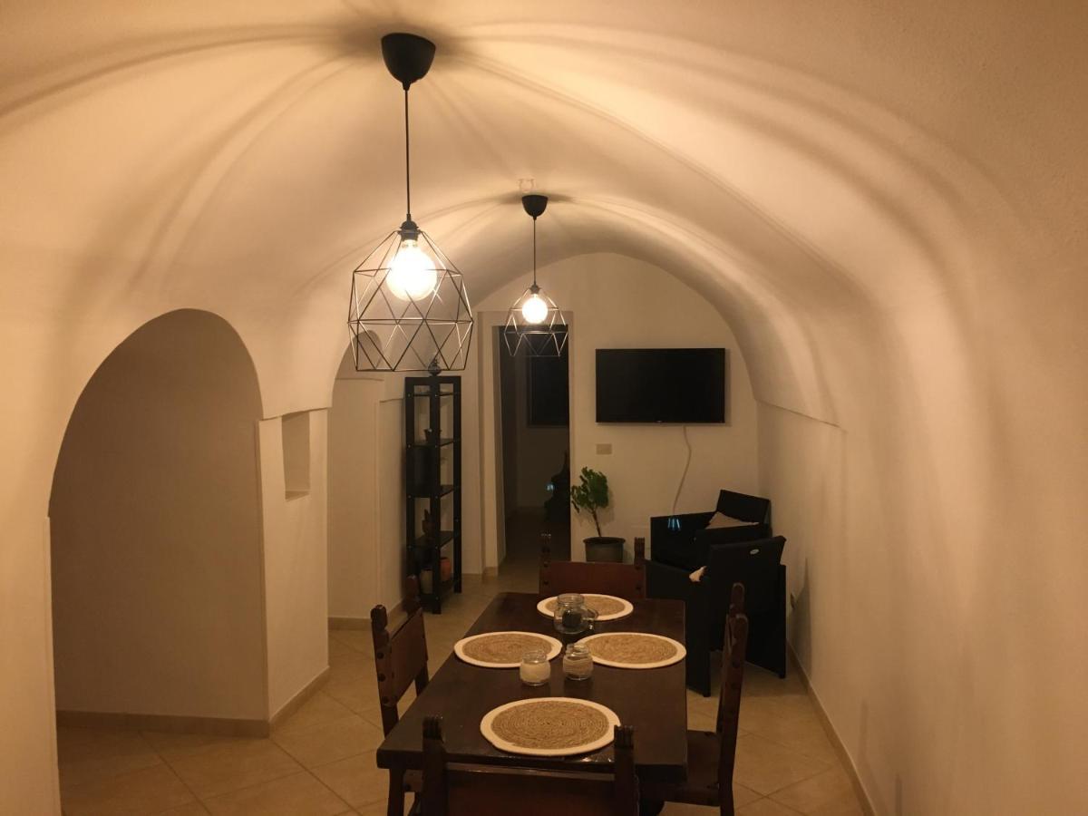 Trulli Pinnacoli Locorotondo Luaran gambar